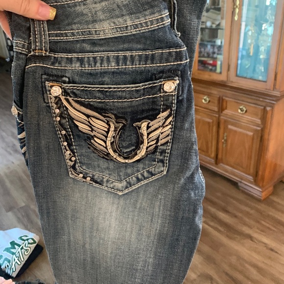 Jeans - Picture 2 of 3